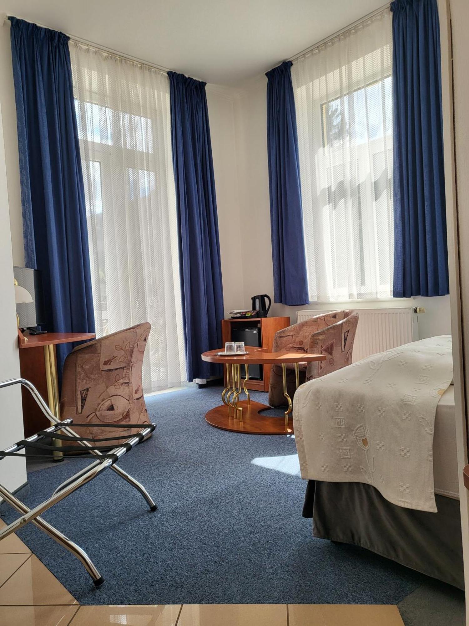 Hotel Margit Trencianske Teplice Exterior photo